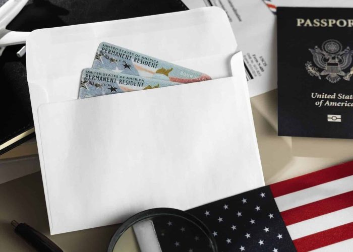 tarjetas-residente-permanente-sobre-alto-angulo